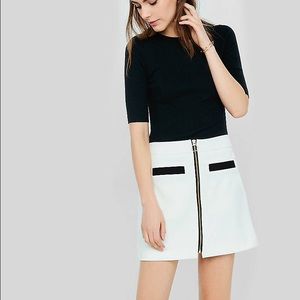 Aline Zip front skirt 👛